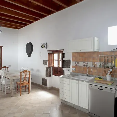 Caserío Leandro I * Tías