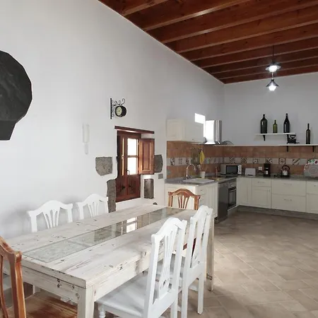 Caserío Leandro I * Tías