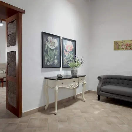 Villa Caserío Leandro I Tías
